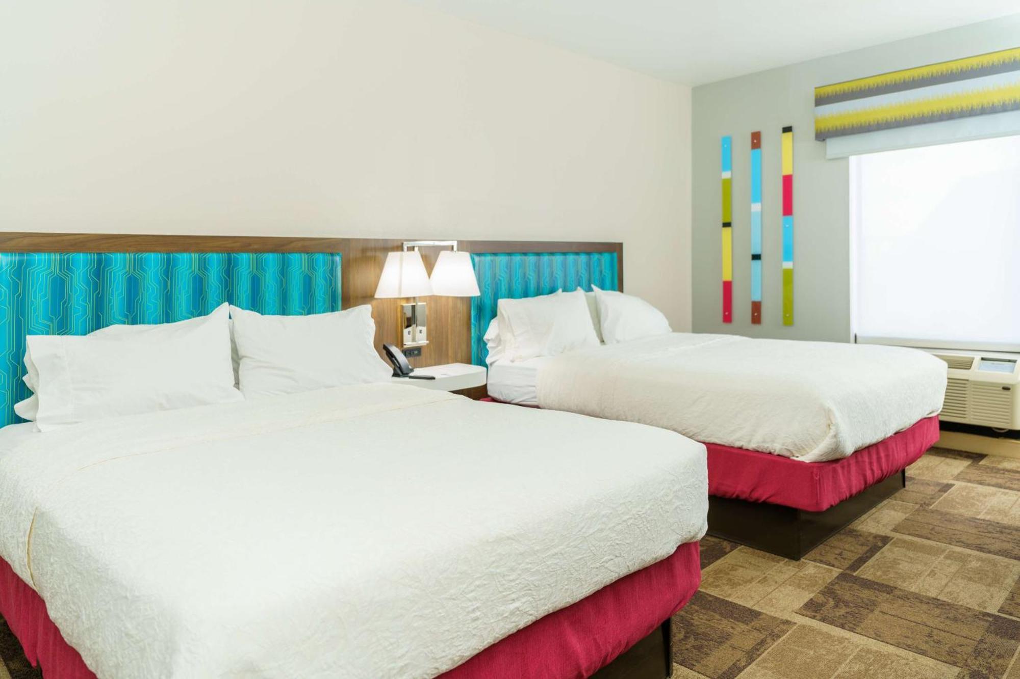 Hampton Inn Garden City Exterior foto